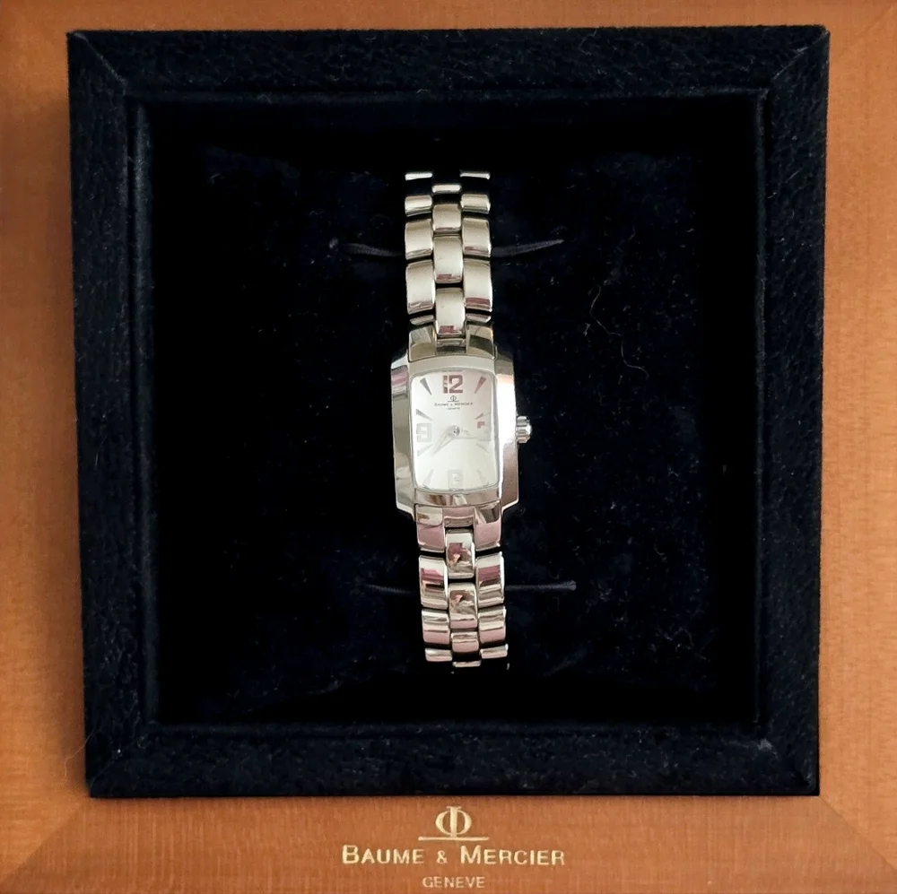 NEW NEVER WORN AUTHENTIC BAUME & MERCIER HAMPTON MILLEIS MINI MOA08141